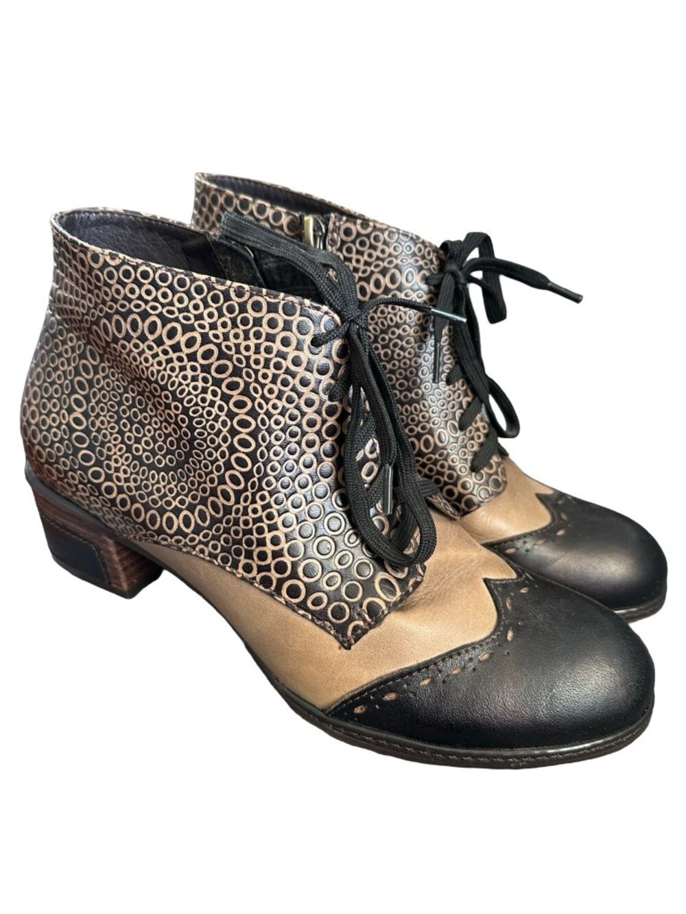 L'ARTISTE by SPRING STEP Ankle Boots Booties Wingtip Fall Sz 40 Worn Once
